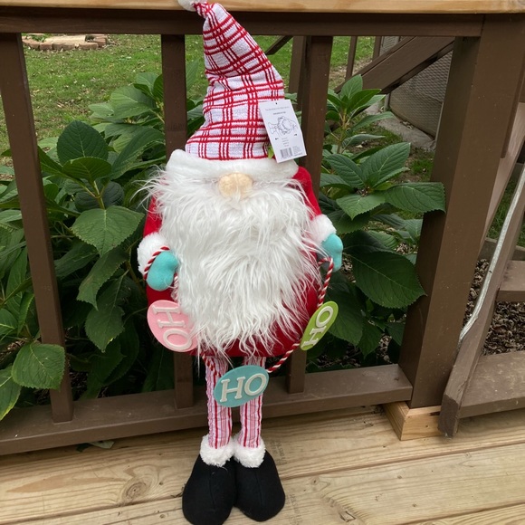 πNWT Christmas 41" Tall Adjustable Height Standing Gnome Santa - Picture 5 of 8